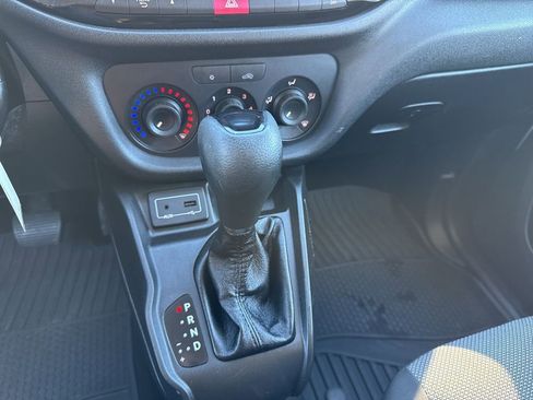 Used 2018 RAM ProMaster City Tradesman image 15