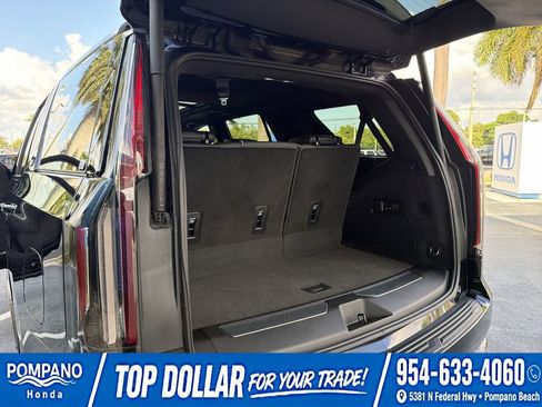 Used 2023 Cadillac Escalade Sport AWD/4WD image 33