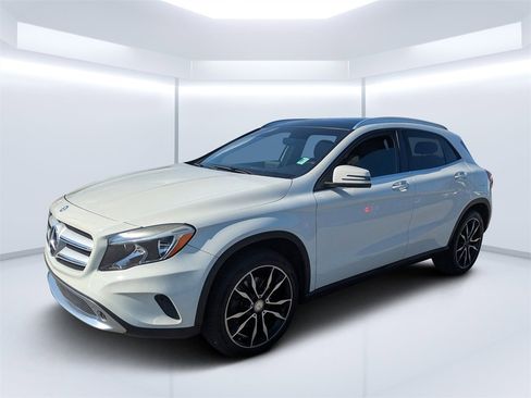 Used 2016 Mercedes-Benz GLA 250 image 7