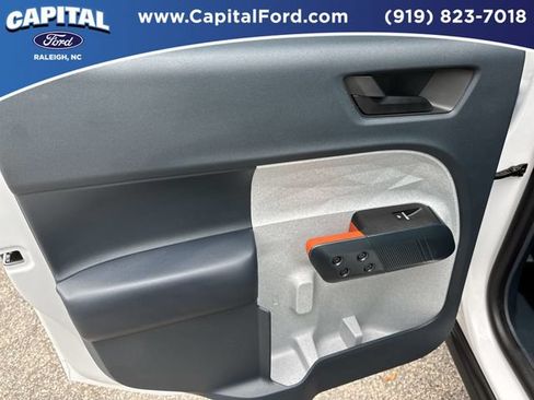 Certified 2024 Ford Maverick XLT w/ XLT Luxury Package AWD/4WD image 17