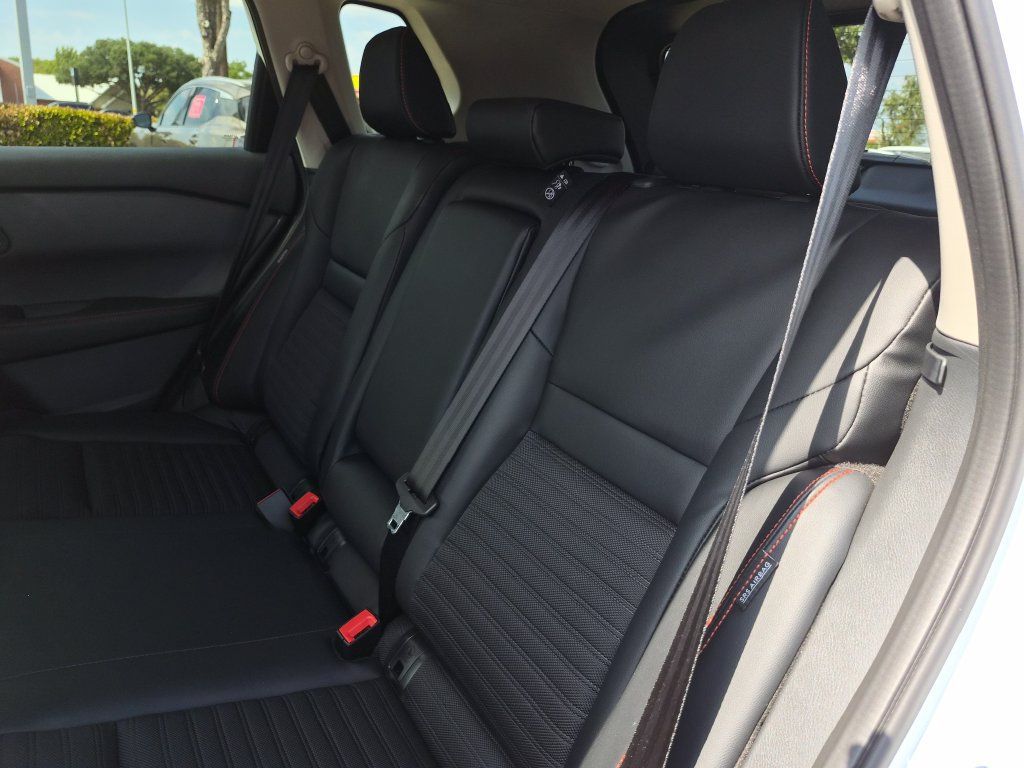 Certified 2026 Nissan Rogue SV AWD/4WD image 11