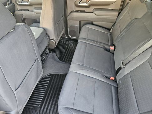 Certified 2025 Chevrolet Silverado 1500 LT AWD/4WD image 34