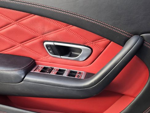 Used 2015 Bentley Continental GT Speed image 31