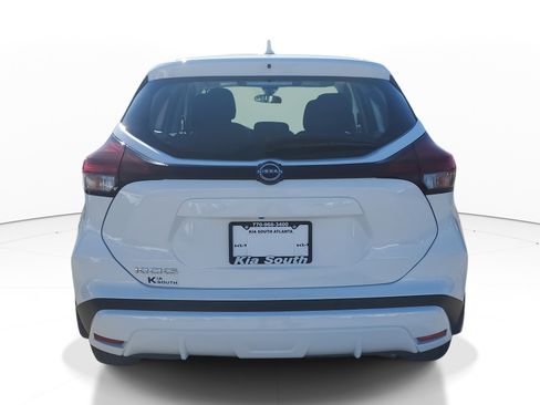 Used 2024 Nissan Kicks S image 5