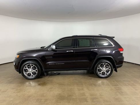 Used 2020 Jeep Grand Cherokee Limited AWD/4WD image 16