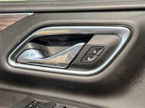 Used 2021 Chevrolet Tahoe LT w/ LT Signature Package AWD/4WD image 27