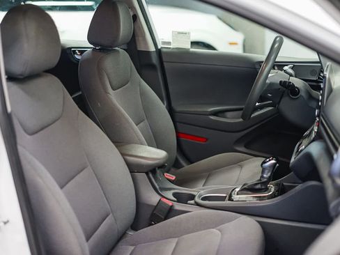 Used 2020 Hyundai Ioniq Blue image 16
