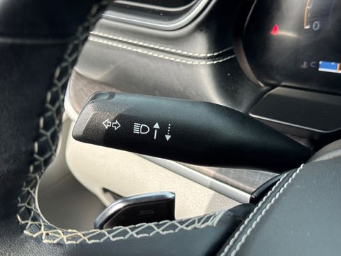 Used 2023 Jeep Grand Cherokee L Overland w/ Luxury Tech Group IV image 20