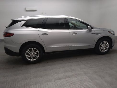 Used 2020 Buick Enclave Essence FWD image 10