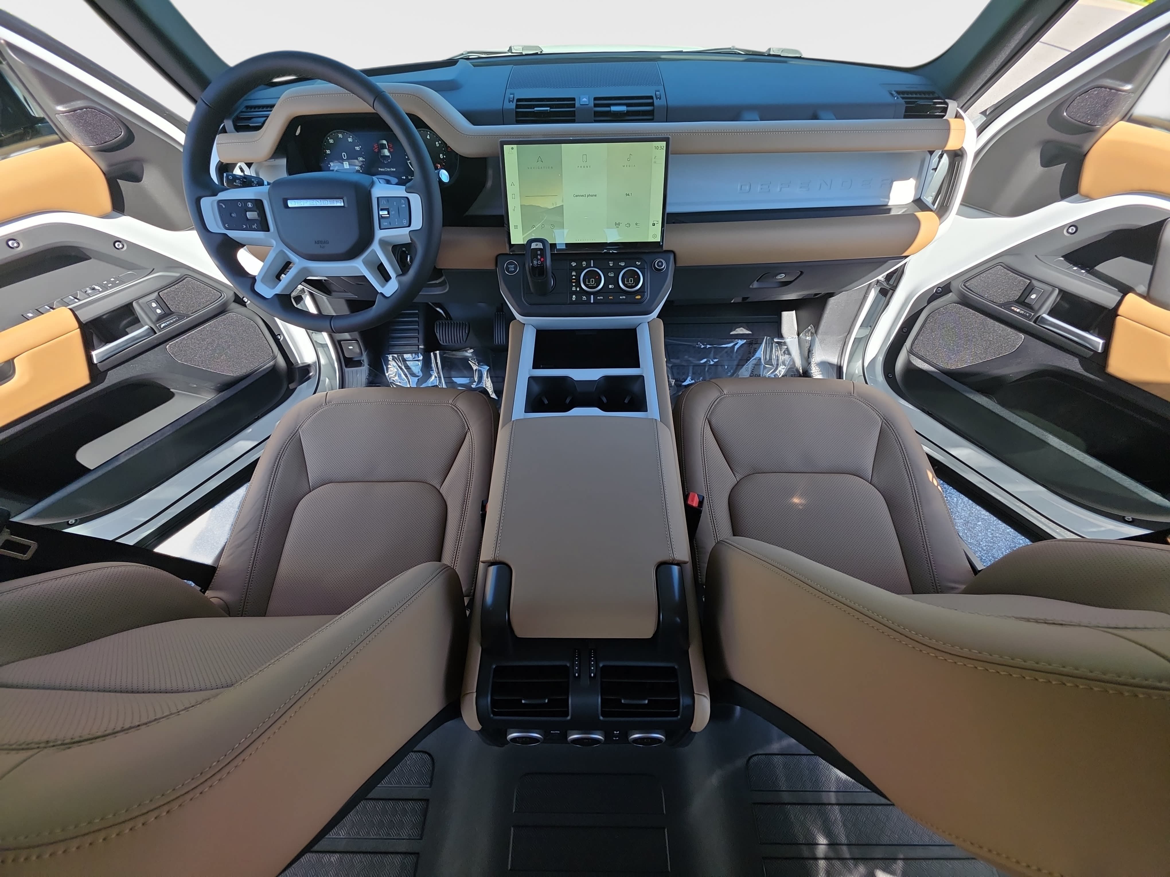 New 2026 Land Rover Defender 110 S AWD/4WD image 9