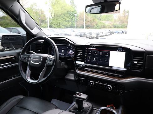 Used 2023 GMC Sierra 1500 Elevation w/ Elevation Premium Package AWD/4WD image 28