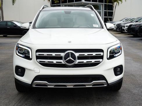 Used 2023 Mercedes-Benz GLB 250 image 2