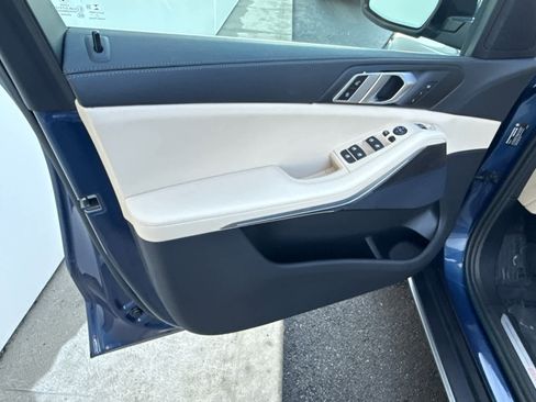 Certified 2022 BMW X5 xDrive40i w/ Parking Assistance Package image 12