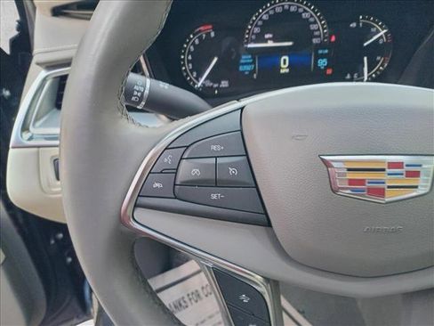Used 2019 Cadillac XT5 Luxury image 18