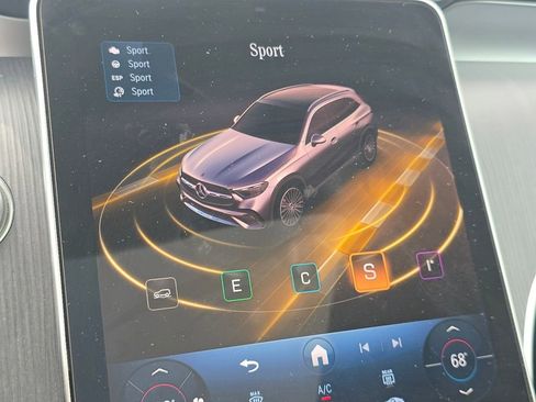 Certified 2026 Mercedes-Benz GLC 300 4MATIC image 35