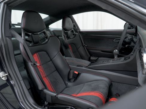 Certified 2018 Porsche 911 GT3 RWD image 37