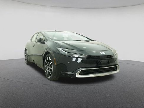 New 2026 Toyota Prius Plug-In Hybrid image 30