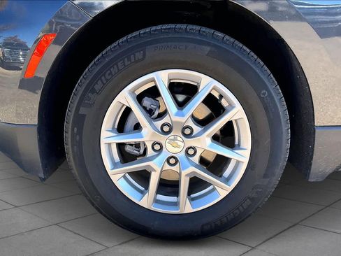 Used 2023 Chevrolet Equinox LT image 18
