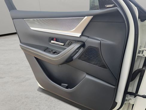 Used 2025 MAZDA CX-70 Plug-In Hybrid w/ Premium Plus image 26