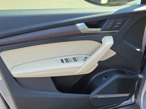 Used 2024 Audi Q5 2.0T Premium Plus image 18