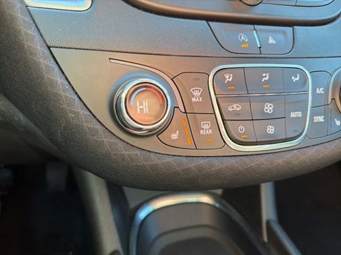 Used 2023 Chevrolet Malibu LT image 26