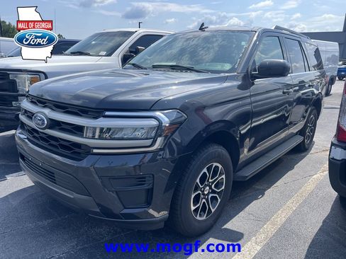 Used 2024 Ford Expedition XLT AWD/4WD image 1