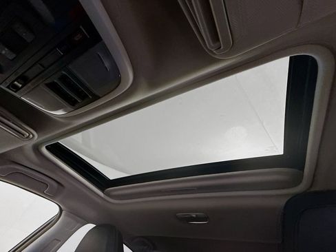 Used 2018 Subaru Crosstrek 2.0i Limited image 13