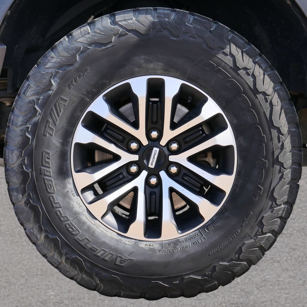 Used 2019 Ford F150 Raptor w/ Equipment Group 802A Luxury AWD/4WD image 16