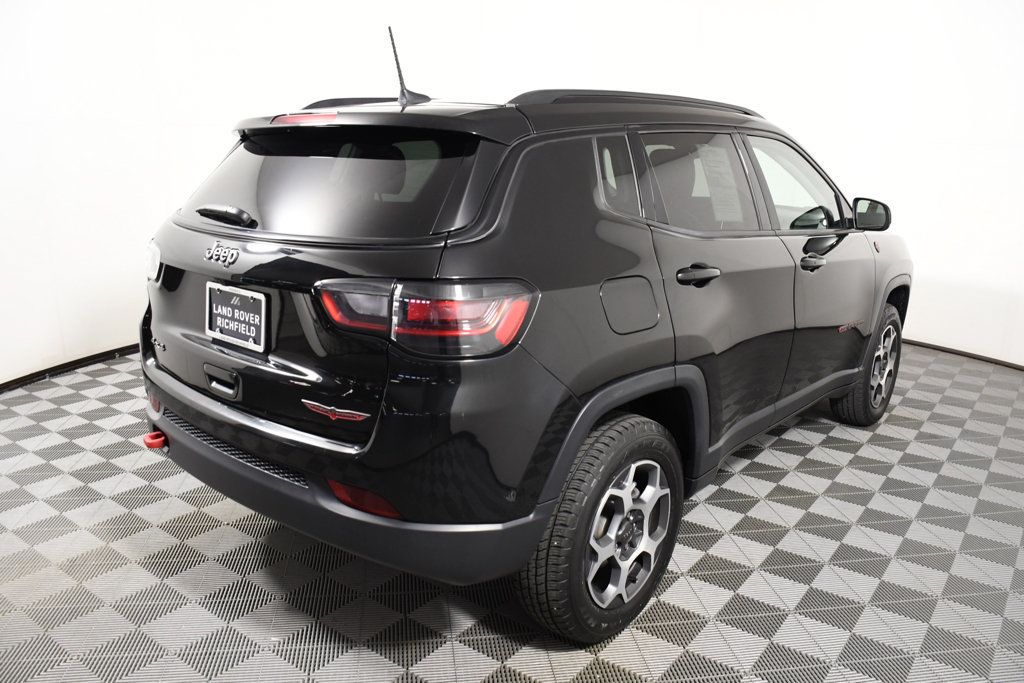 Used 2022 Jeep Compass Trailhawk w/ Trailhawk Elite Group AWD/4WD image 6