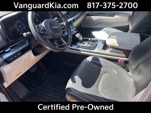 Certified 2023 Kia Carnival SX Prestige image 3