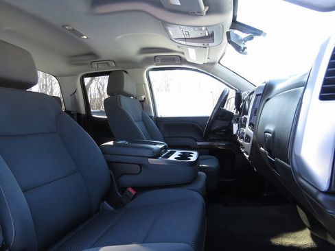 Used 2018 GMC Sierra 1500 SLE w/ SLE Value Package image 13