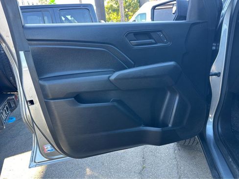 Used 2023 Chevrolet Colorado W/T image 15