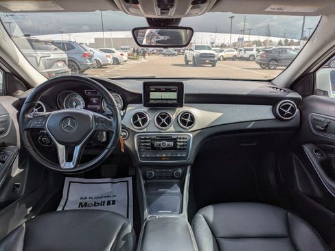 Used 2015 Mercedes-Benz GLA 250 4MATIC image 27