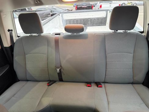 Used 2017 RAM 3500 Tradesman w/ Chrome Appearance Group image 21