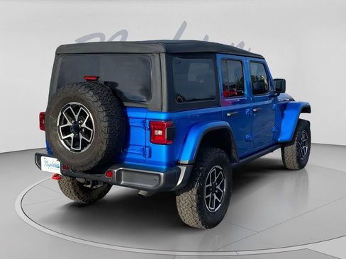 Used 2024 Jeep Wrangler Unlimited Rubicon w/ Safety Group AWD/4WD image 9