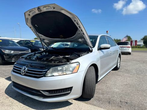 Used 2015 Volkswagen Passat 1.8T Wolfsburg Edition FWD image 12