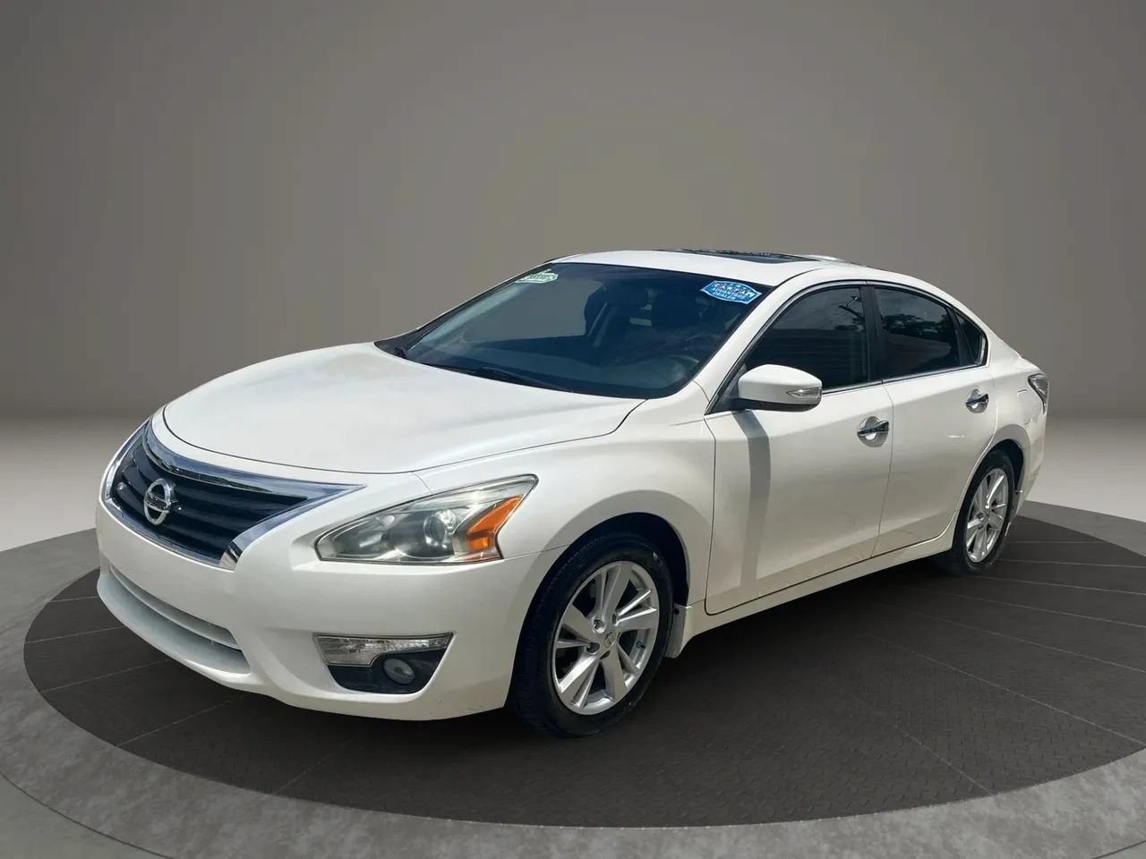 Used 2015 Nissan Altima 2.5 SV w/ Convenience Package FWD image 3