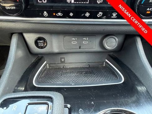 Certified 2024 Nissan Rogue SL AWD/4WD image 17