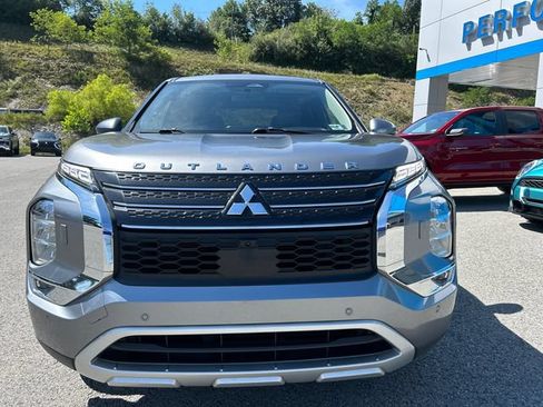 Used 2023 Mitsubishi Outlander SE AWD/4WD image 9