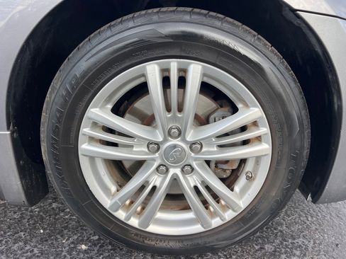 Used 2012 INFINITI G37 x w/ Premium Pkg image 42