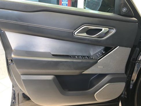 Used 2020 Land Rover Range Rover Velar R-Dynamic HSE image 14