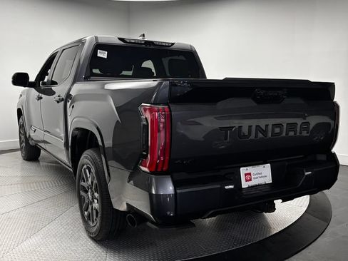 Used 2025 Toyota Tundra Platinum AWD/4WD image 43
