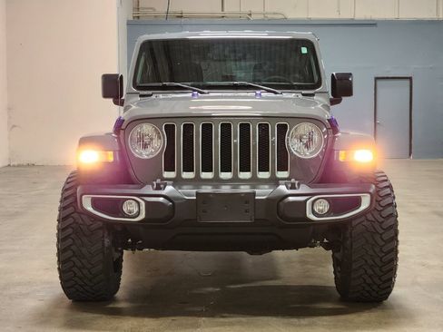 Used 2021 Jeep Wrangler Unlimited Sahara AWD/4WD image 2