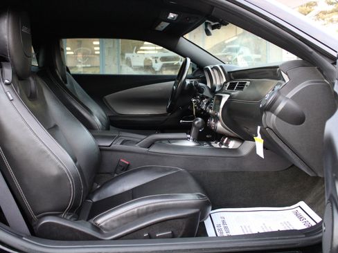 Used 2015 Chevrolet Camaro SS w/ RS Package image 7