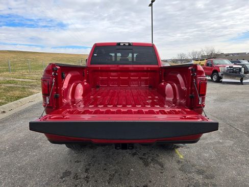 New 2026 RAM 2500 Big Horn AWD/4WD image 28
