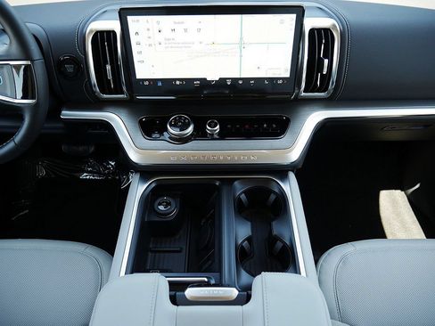 New 2027 Ford Expedition Platinum AWD/4WD image 20