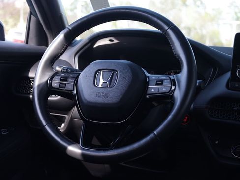 Used 2023 Honda HR-V Sport image 6