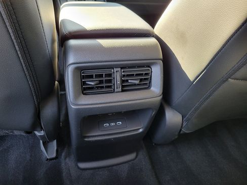 Used 2024 Honda CR-V EX-L image 10