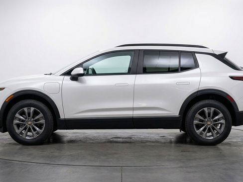 Used 2025 Chevrolet Equinox LT image 5