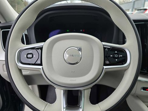 New 2026 Volvo XC60 B5 Ultra w/ Protection Package Premier image 28